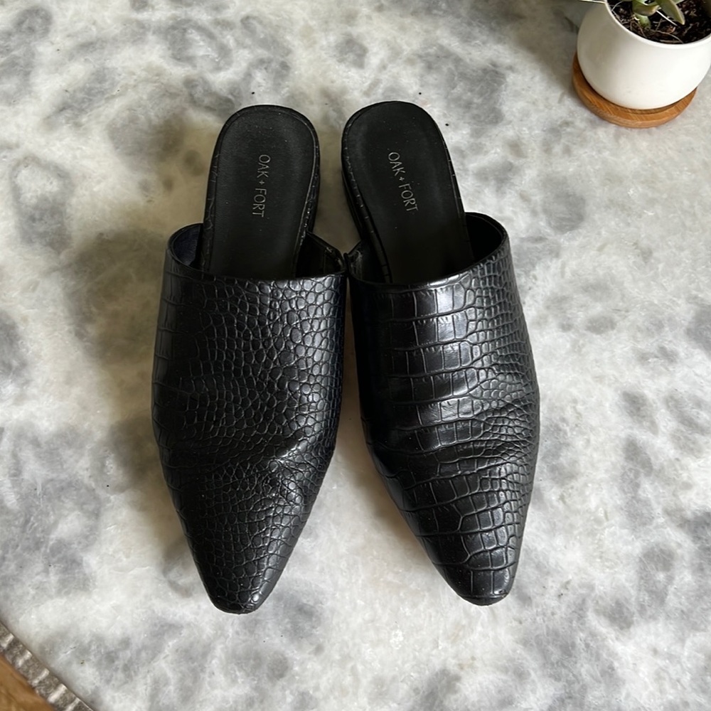 Oak + Fort Mules